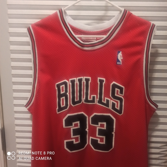 Scottie pippen 33 Chicago bulls jersey - Picture 5 of 9